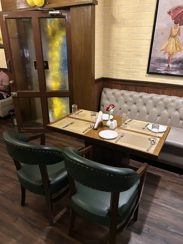 NAWAAB restaurant interior 7